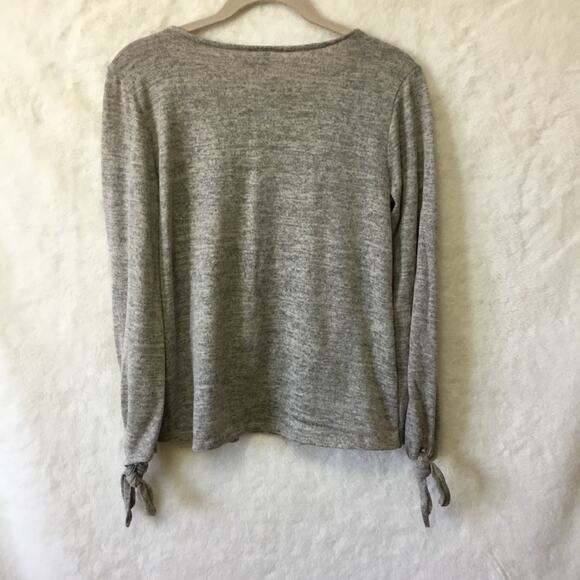 Alya Gray Long Sleeve Top - Picture 4 of 6